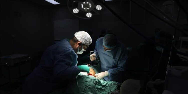 مستشفى الكويت برفح: المخزون الطبي لدينا يكفي لأسبوع واحد فقط