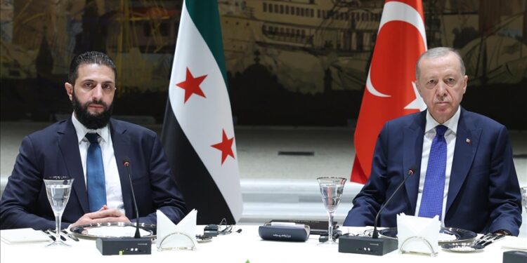 أردوغان للشرع: لا يمكن قبول احتلال إسرائيل وعدوانها على أراضي سوريا