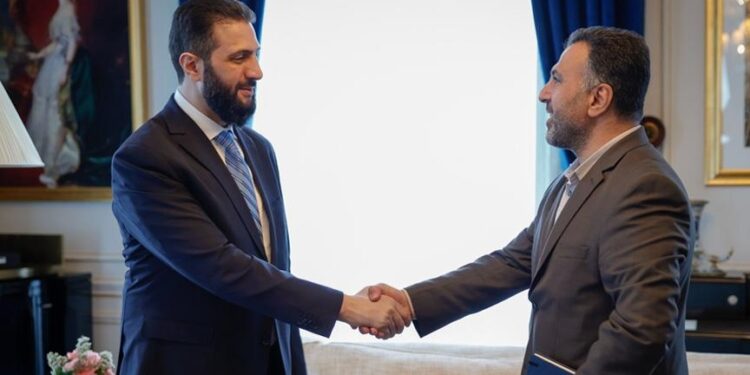 باريس.. الشرع يلتقي قيصر الشاهد على جرائم نظام الأسد