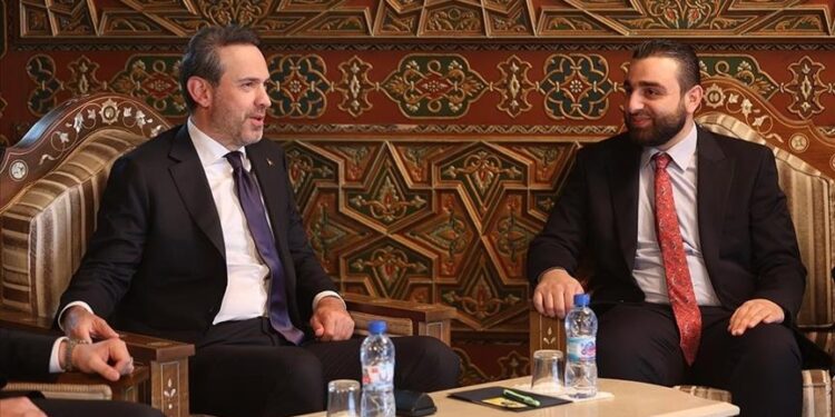 وزير الطاقة التركي يصل دمشق لإجراء مباحثات وتوقيع اتفاقية تعاون