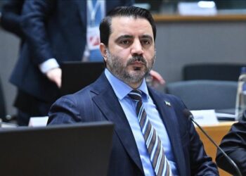 الشيباني يكذّب تصريحات سفير أمريكي سابق بدمشق عن الشرع