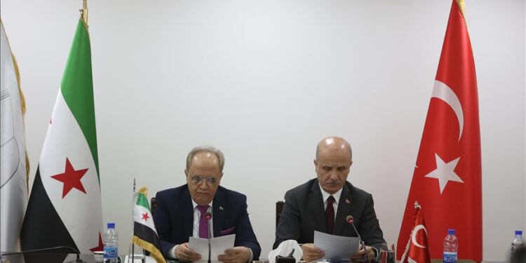 سوريا وتركيا توقعان بروتوكولا لتأسيس جامعة مشتركة