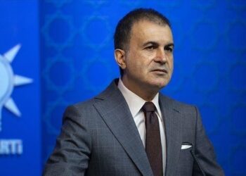 العدالة والتنمية: قرار بي كي كي الإرهابي حل نفسه وإلقاء السلاح خطوة مهمة