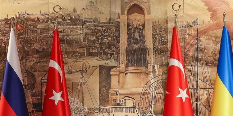 هل تنجح تركيا في مسار التفاوض بين روسيا وأوكرانيا؟