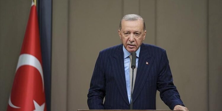 أردوغان: إغلاق مضيق هرمز مشكلة كبيرة وإيران لن تفعل ذلك