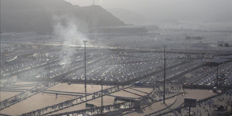 السعودية.. اكتمال وصول الحجاج إلى مشعر منى لقضاء يوم التروية