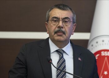 وزير التربية والتعليم التركي: نرغب في رؤية سوريا قوية