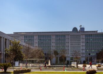 تركيا.. عمليات أمنية جديدة تكشف شبكة فساد داخل بلديات إسطنبول