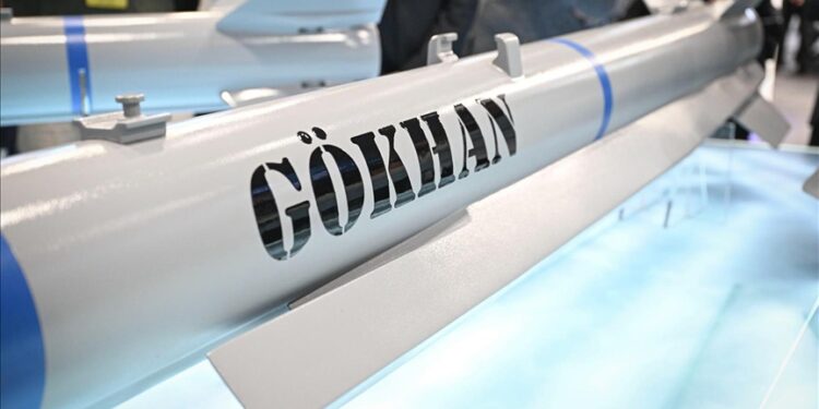 توبيتاك التركية تكشف عن صاروخ غوكهان بمعرض "آيدف 2025"