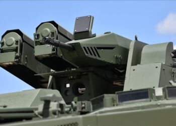 المدرعة البرمائية التركية "زاها" تتزود بأسلحة مضادة للدروع