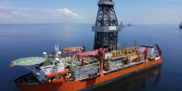 تركيا تعزز أسطولها للطاقة بسفينتي تنقيب من الجيل السابع