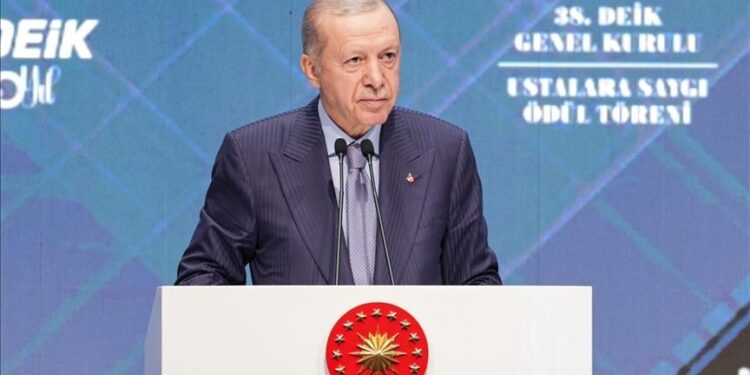 أردوغان: تركيا تغدو لاعبا أساسيا في محادثات السلام