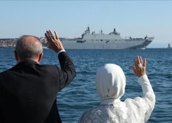 أردوغان يتابع استعراض "تكنوفيست الوطن الأزرق"