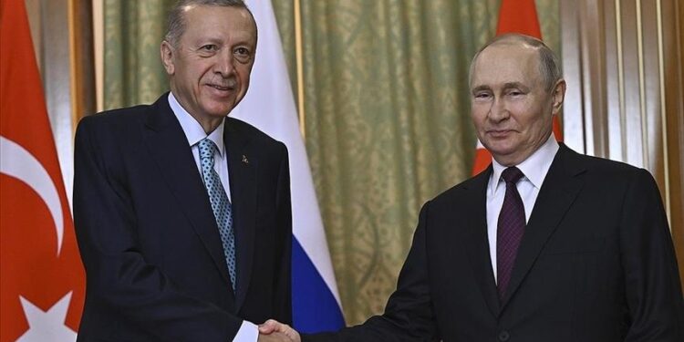 أردوغان وبوتين يبحثان نتائج قمة ألاسكا والعلاقات الثنائية