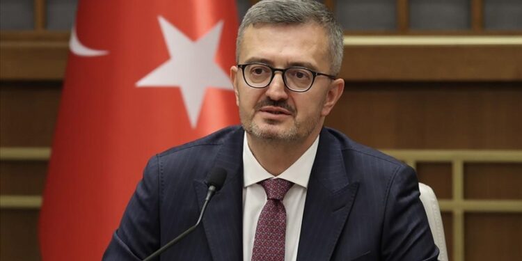 رئيس دائرة الاتصال بالرئاسة التركية يشيد بالقبة الفولاذية