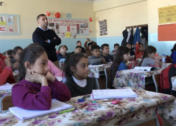 تركيا تعتمد برنامجا شاملا لتعليم اللغة التركية للطلاب الأجانب