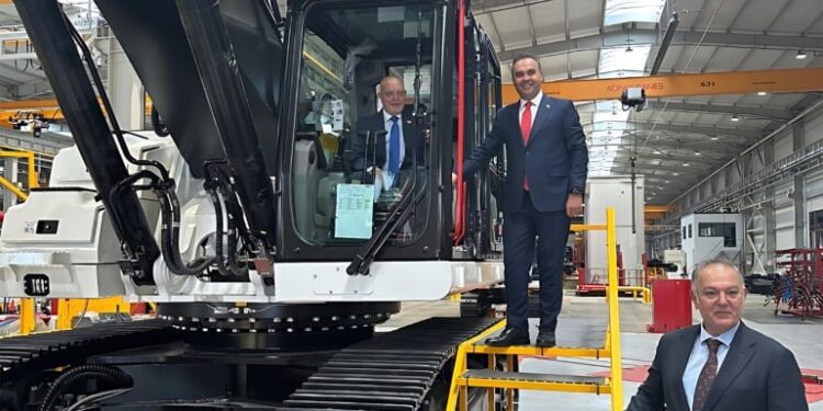 تركيا وسوريا.. نحو شراكة إستراتيجية أوسع في التصنيع الذكي والتحول الرقمي