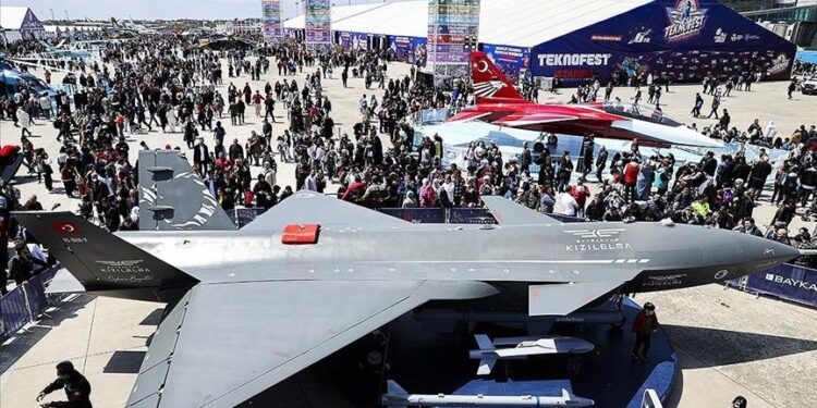 إسطنبول.. مهرجان "تكنوفيست" للطيران والفضاء يفتح أبوابه الأربعاء