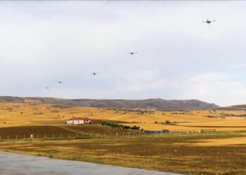 "أسراب المسيرات".. داسال التركية تطور نظاما جاهزا للعمليات الجوية المنسقة