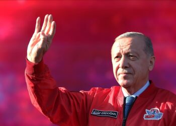 أردوغان: الصناعات الدفاعية التركية غدت حديث العالم