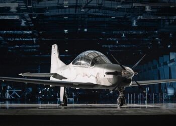 "هافيلسان" التركية تؤهل قادة الطائرة الهجومية "بي 250" الإماراتية