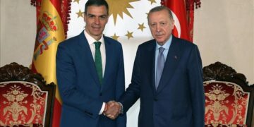 أردوغان يؤكد ضرورة وضع حد لنتنياهو ومنعه من تقويض السلام