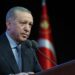 أردوغان يهنئ المنتخب التركي لكرة السلة لبلوغه نهائي أوروبا
