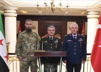 رئيس الأركان التركي يستقبل قائد القوات الجوية السوري
