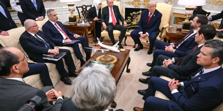 هل تستجيب تركيا لدعوة ترامب وقف شراء الطاقة من روسيا؟