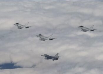 مقاتلات "إف-16" ترافق طائرات "يوروفايتر" البريطانية بأجواء تركيا