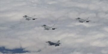مقاتلات "إف-16" ترافق طائرات "يوروفايتر" البريطانية بأجواء تركيا