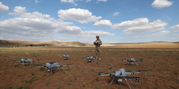 "إطلاق النار الحر 2025".. استعراض تركي لقوة المسيّرات الوطنية