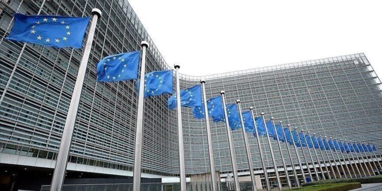 الاتحاد الأوروبي يدرس ضم تركيا إلى برنامج أمني مشترك