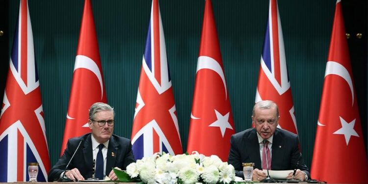 أردوغان: اتفاقية "يوروفايتر" مع بريطانيا تعزز العلاقات الاستراتيجية