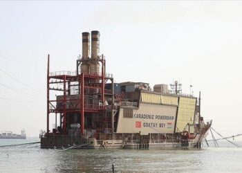 بمحطات عائمة.. الطاقة التركية تسهم في تنمية إفريقيا