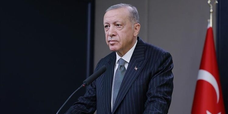 أردوغان يهنئ أذربيجان بعيد استقلالها
