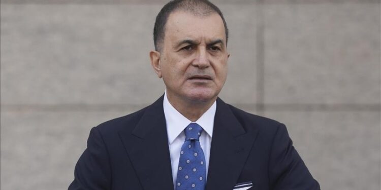 العدالة والتنمية" التركي: رد حماس بشأن خطة ترامب يركز على السلام الحقيقي