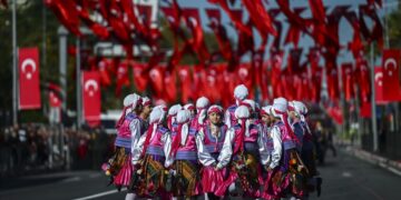 تهاني عربية لتركيا بمناسبة عيد الجمهورية 102