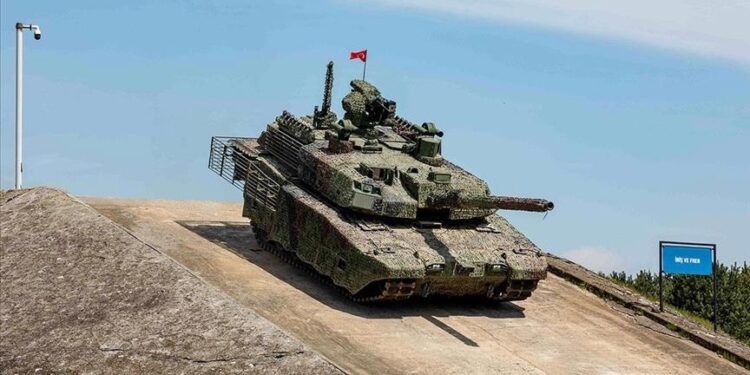 يطلق 6 قذائف بالدقيقة.. تركيا تنتج المدفع الرئيسي لدبابة "ألطاي"