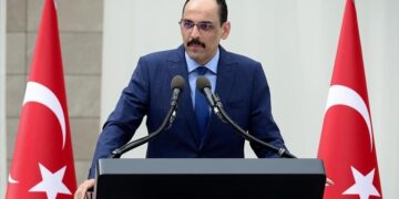 رئيس الاستخبارات التركية يتوجه إلى قطر لبحث خطة ترامب بشأن غزة