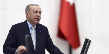 الرئيس أردوغان: ندعم بقوة وحدة أراضي سوريا ونعارض تقسيمها
