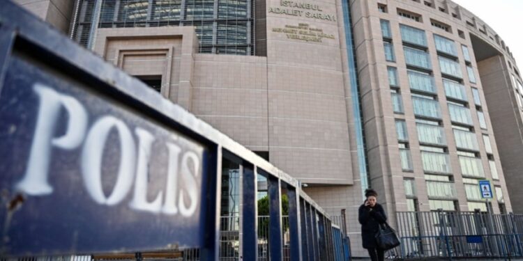 بلدية إسطنبول.. استجواب صحفيين بتهم نشر معلومات كاذبة