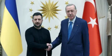 زيلينسكي يزور تركيا الأربعاء لإحياء مفاوضات إنهاء الحرب مع روسيا