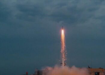 تركيا.. تجربة ناجحة لإطلاق صاروخ دفاع جوي متوسط المدى