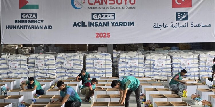 جمعية "جانصويو" التركية ترسل 400 طن من المساعدات إلى غزة