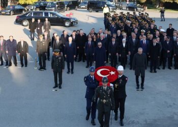 أردوغان يشارك في احياء الذكرى 87 لوفاة أتاتورك بمراسم رسمية