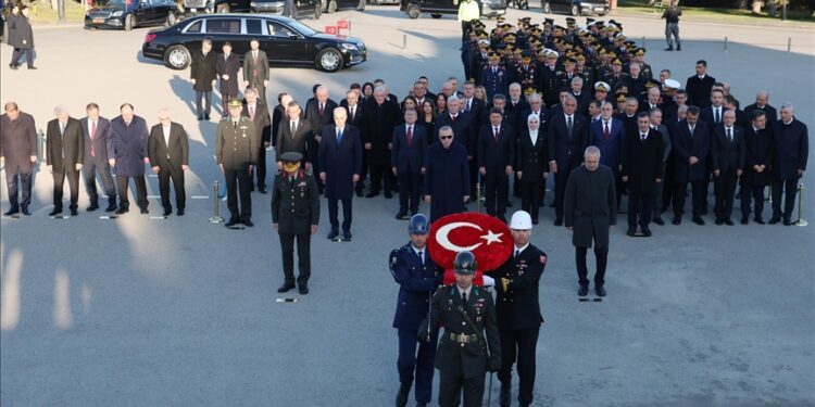 أردوغان يشارك في احياء الذكرى 87 لوفاة أتاتورك بمراسم رسمية