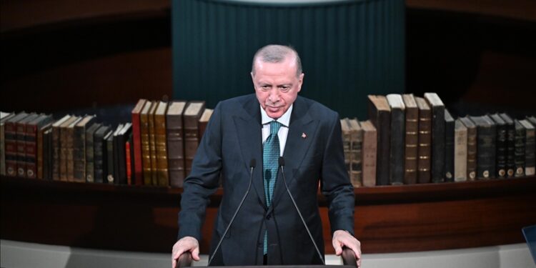 أردوغان: نقوم بمسؤولياتنا في مواجهة الظلم ونكافح من أجل السلام والعدالة
