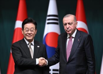 أردوغان يعلن عن تعاون تركي كوري جنوبي بالصناعات الدفاعية والنووية