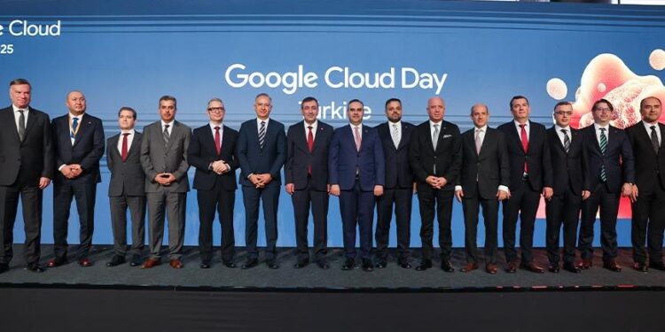 بـ3 مليارات دولار.. توركسل التركية و"غوغل كلاود" تتفقان لإنشاء منطقة سحابية